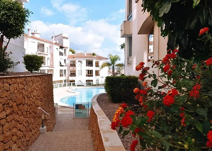 Precioso Apartamento Con Piscina Y Vistas